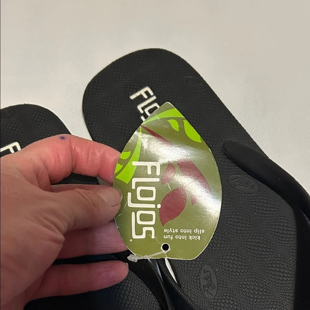 Flojos Black Flip Sandals with Green Tag